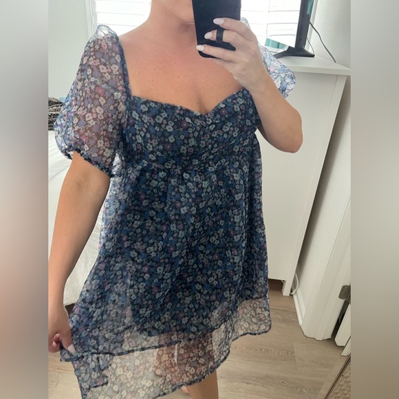 The Frolic Plus puff sleeve organza mini dress in bloom floral - Picture 3 of 14